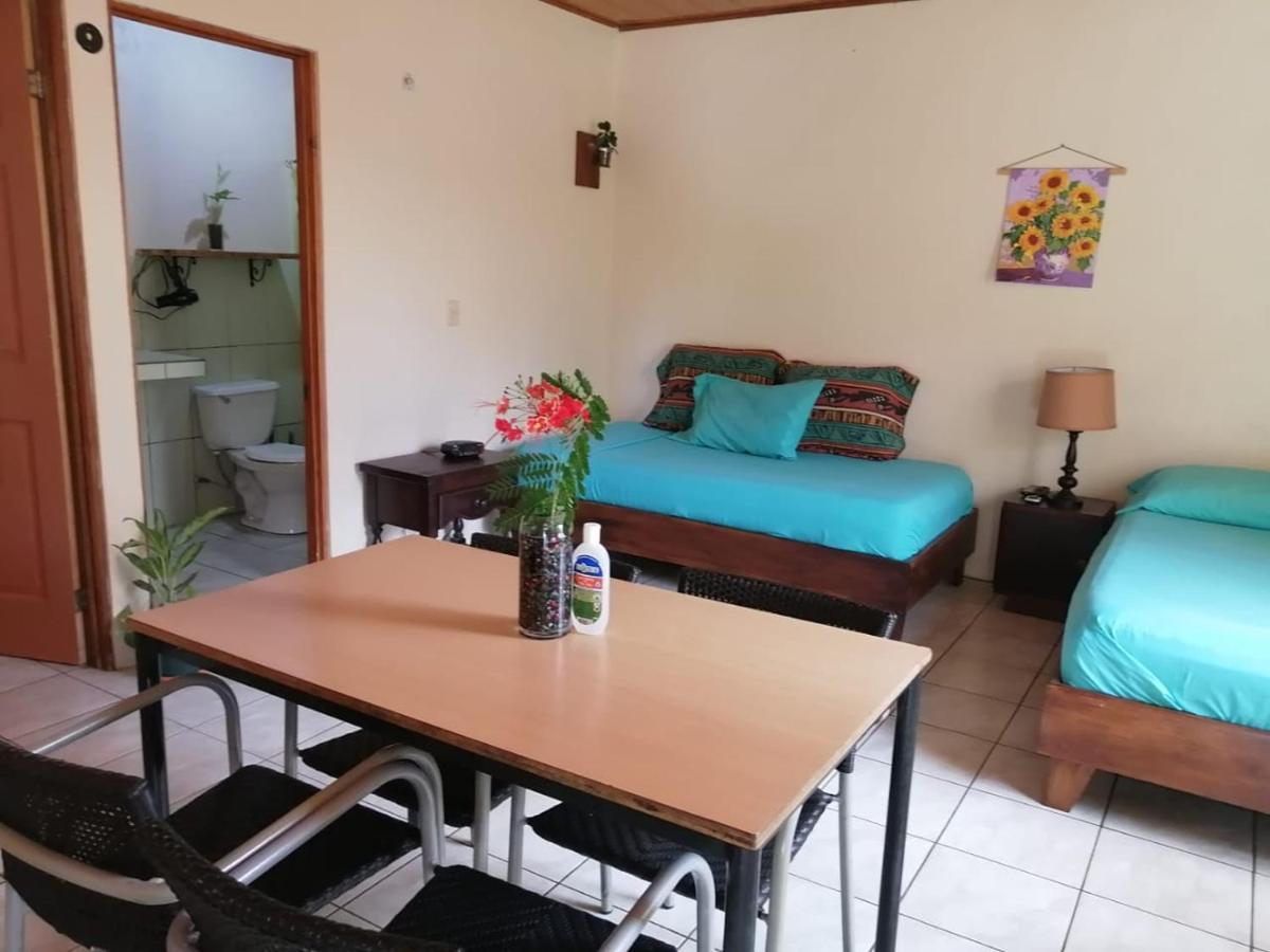 Cahuita Lodge エクステリア 写真