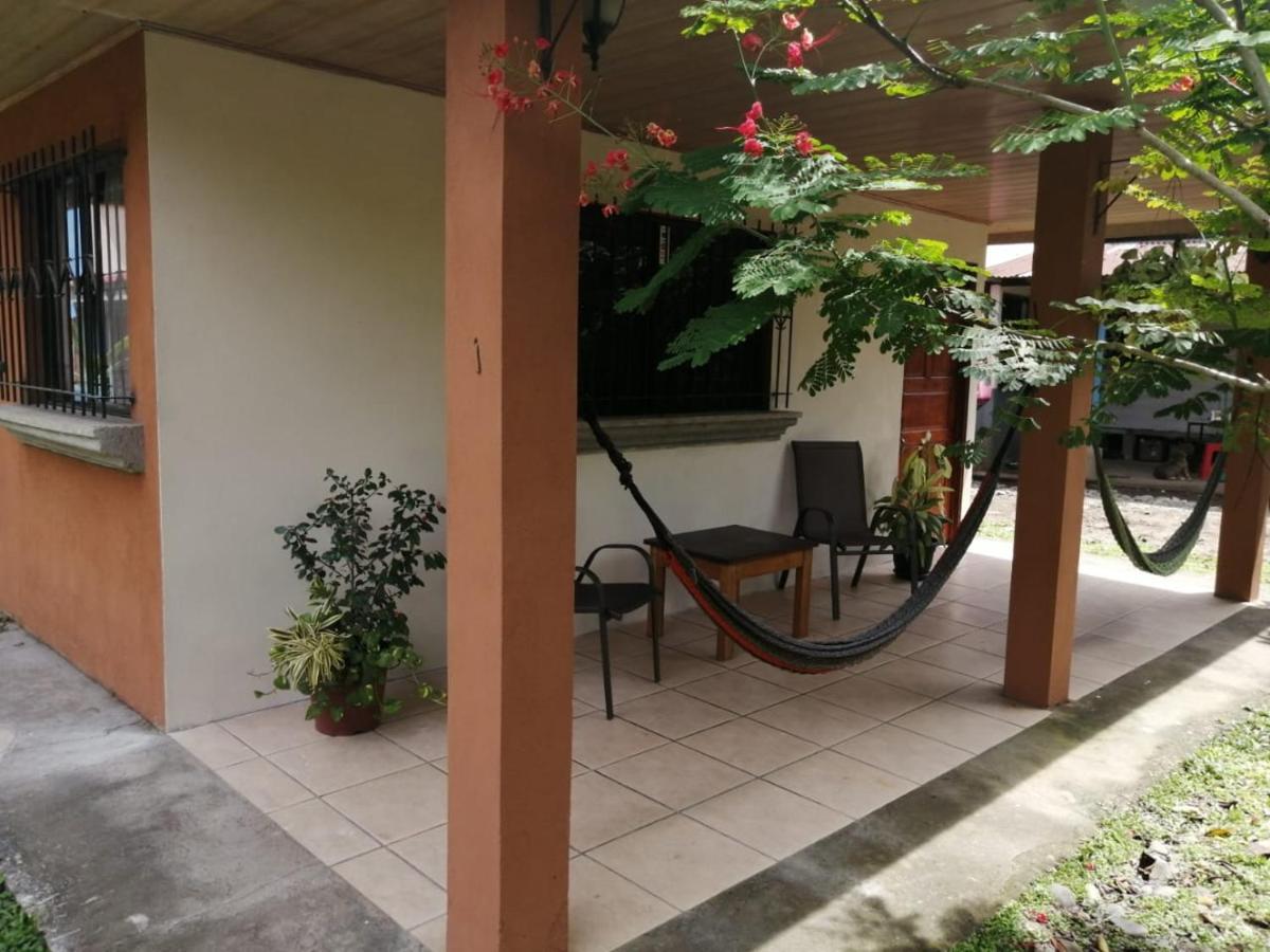 Cahuita Lodge エクステリア 写真