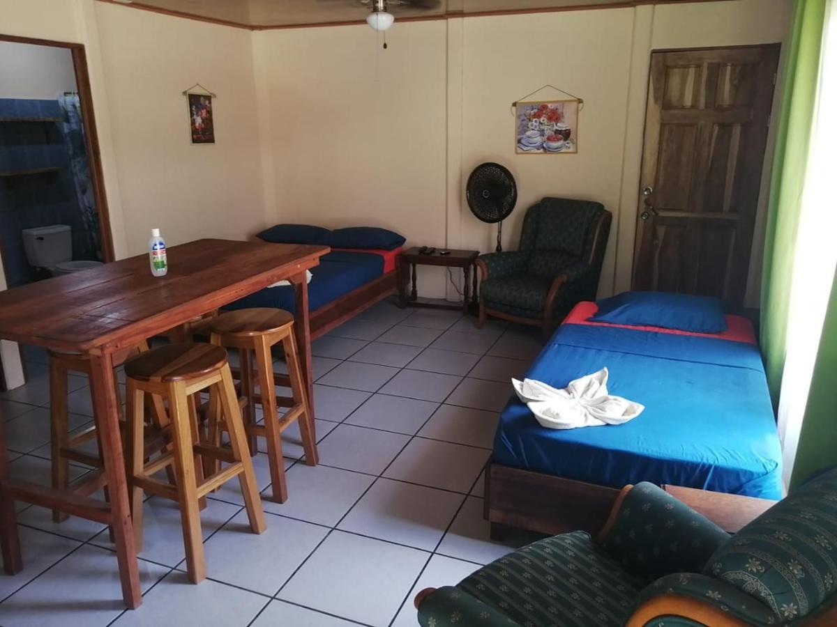 Cahuita Lodge エクステリア 写真