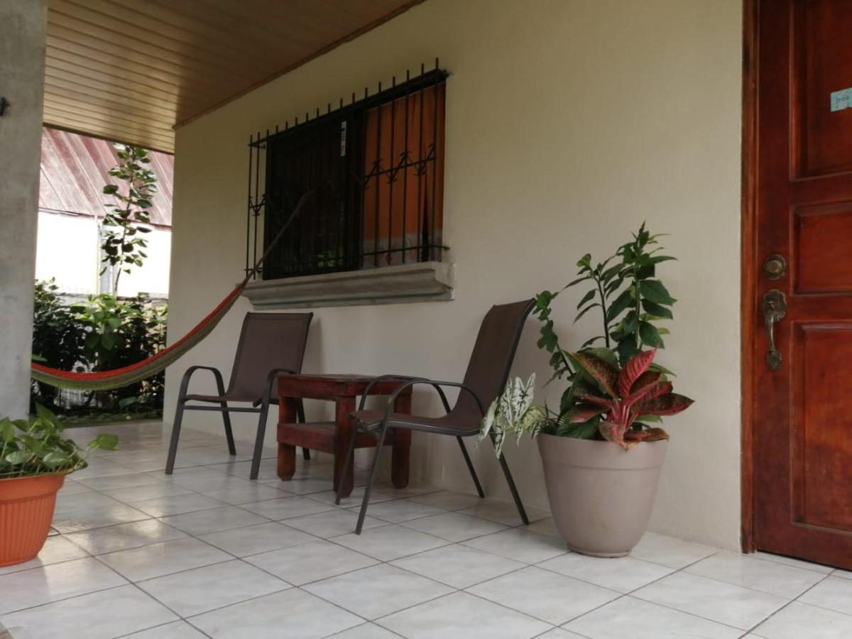 Cahuita Lodge エクステリア 写真